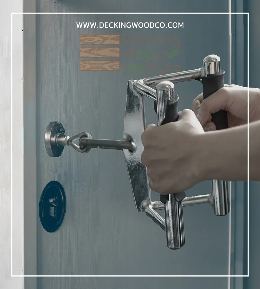 مقاومت مکانیکی بالای درب پلی وود